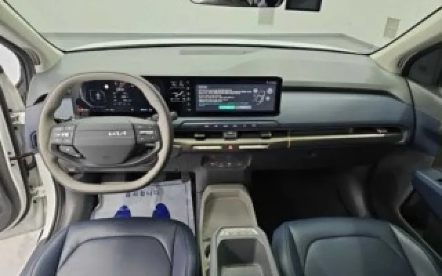 EV3롱레인지 중고차 EV3 롱레인지 2WD 매물 사진 3 - 2025/04 72,000km