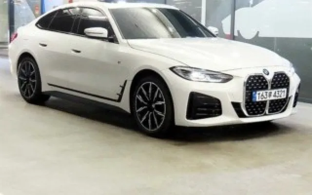EV3롱레인지 중고차 4시리즈 (G22) 420i 그란쿠페 M 스포츠 매물 사진 15 - 2023/04 4,269km